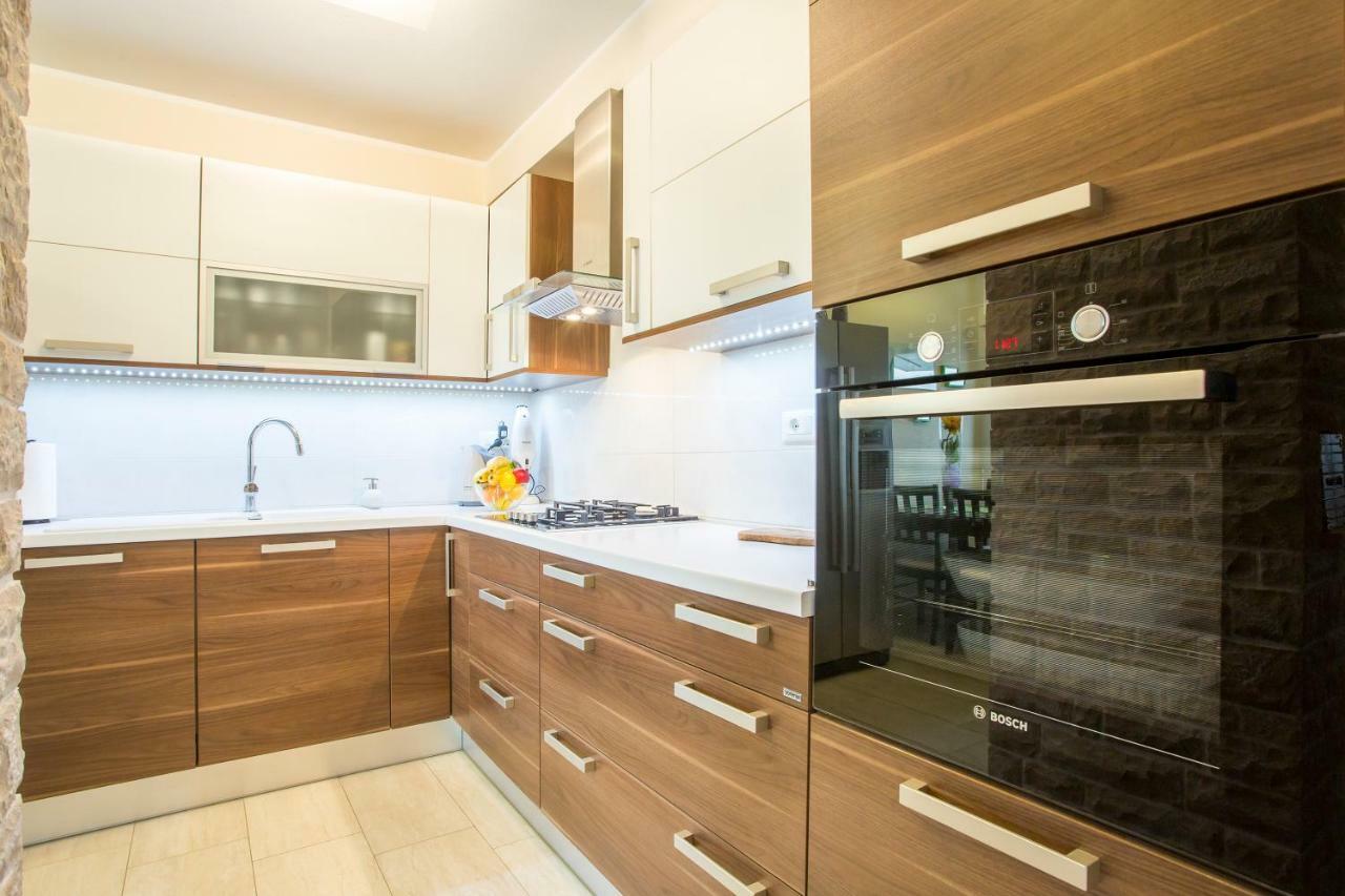 Luxury Apartment Sea Pula Exterior photo